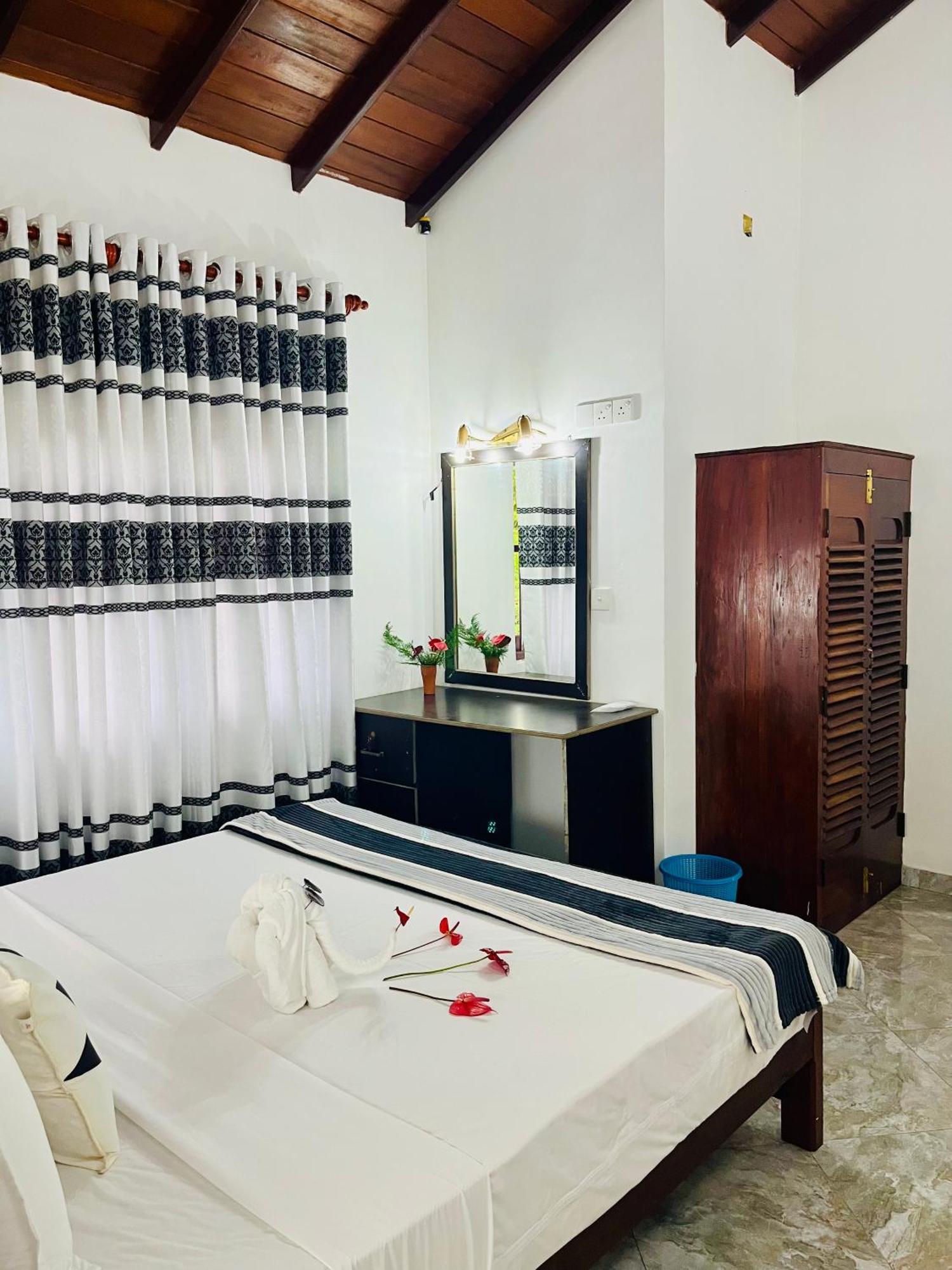 Villa Roy Bentota Exteriér fotografie